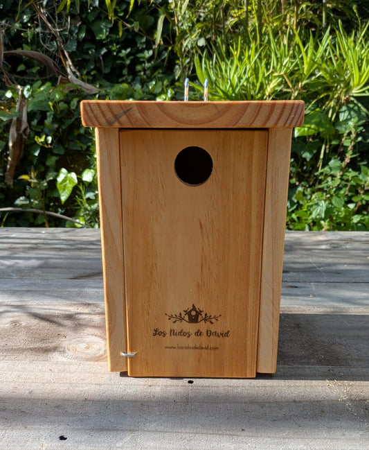 Caja nido básica para páridos